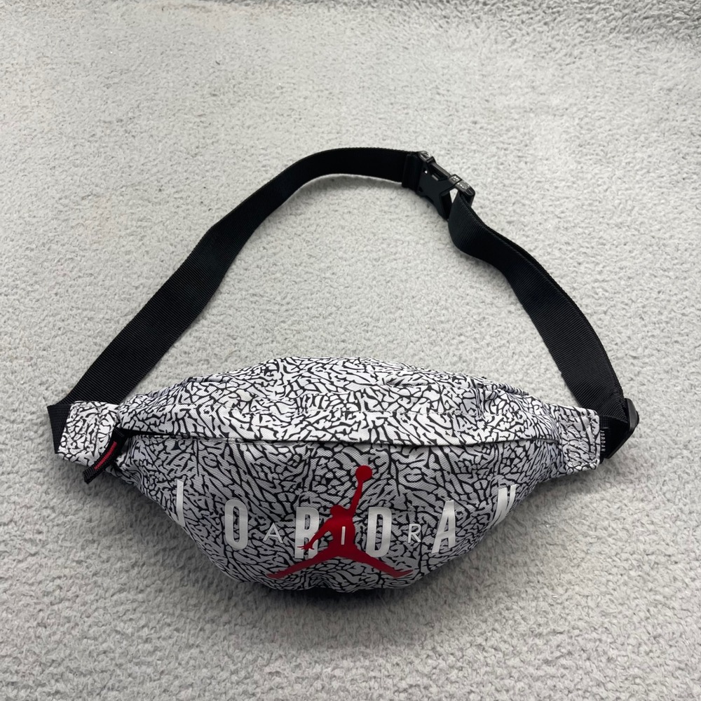 Nike‎ Air Jordan Crossbody  9B0533-G3A Grey Elephant Print Waist Pack Fanny Bag